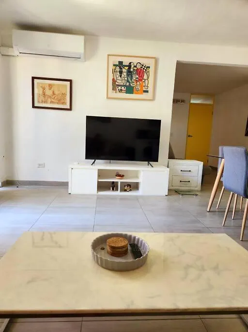 Surf Villa. San Juan Apartment